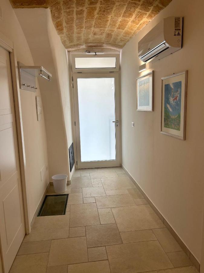 Suite Duomo Trani 6 Exterior photo