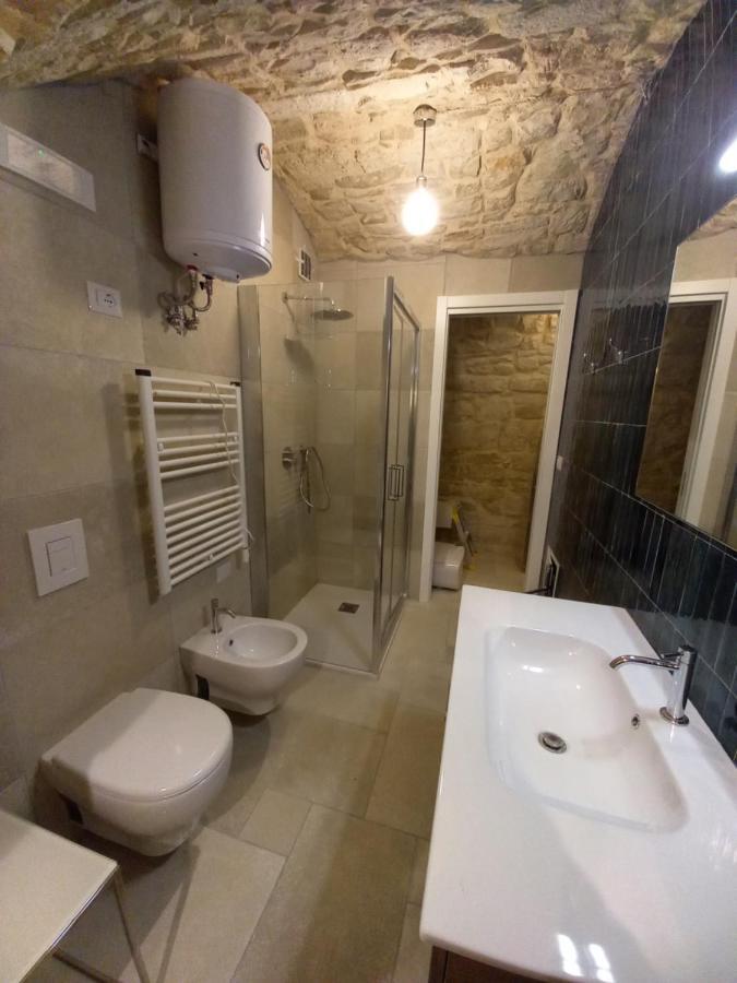 Suite Duomo Trani 6 Exterior photo